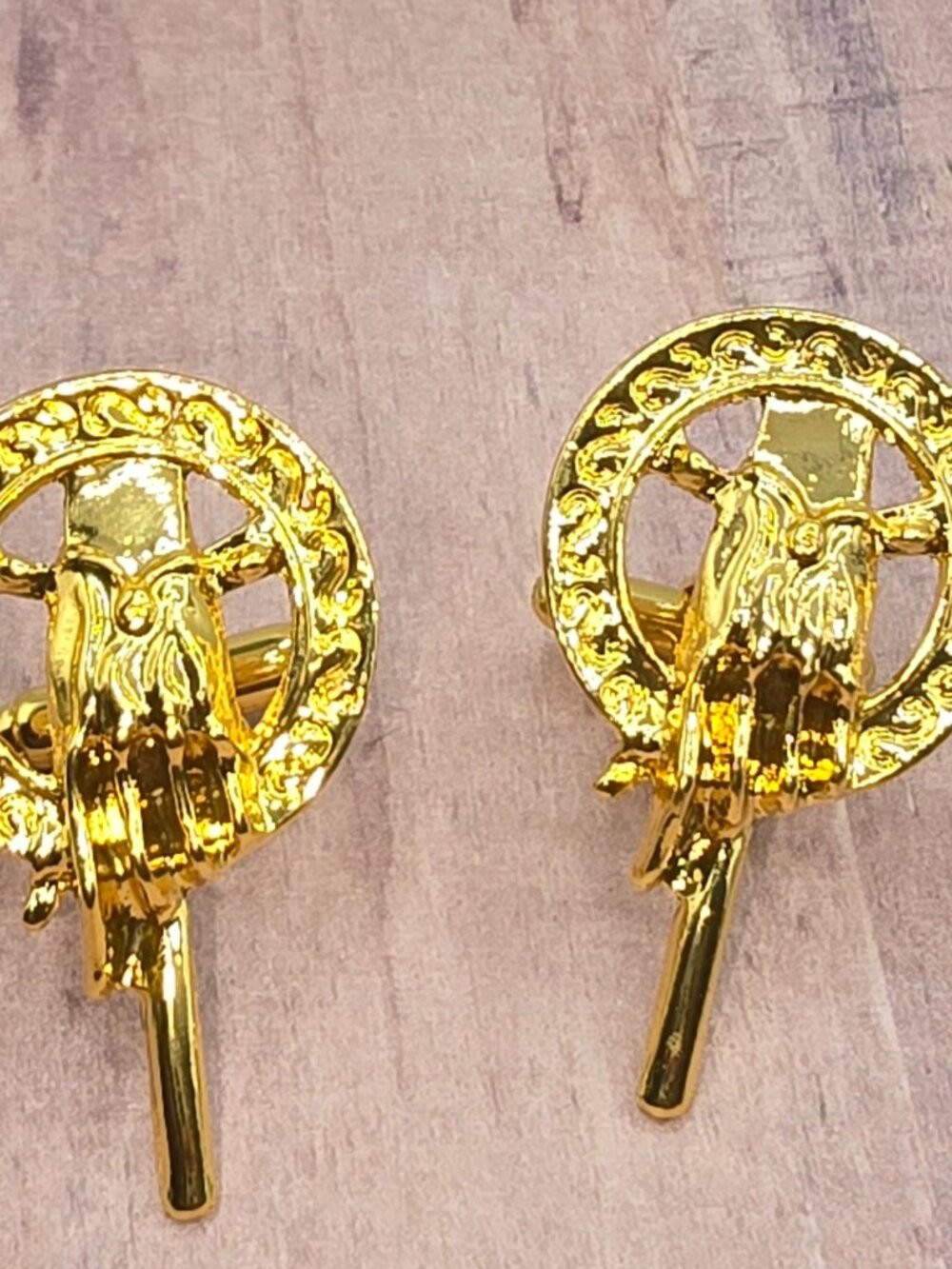 Game of Thrones Hand of The King Enamel Metal Cufflinks